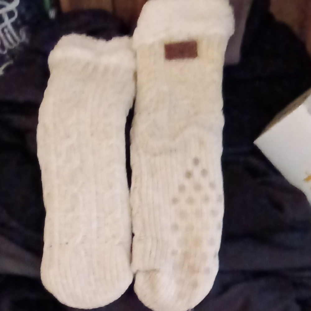 Cozy Cream Knit Socks